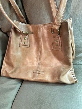 Vintage Nine & Co. Tan Leather Shoulder Bag